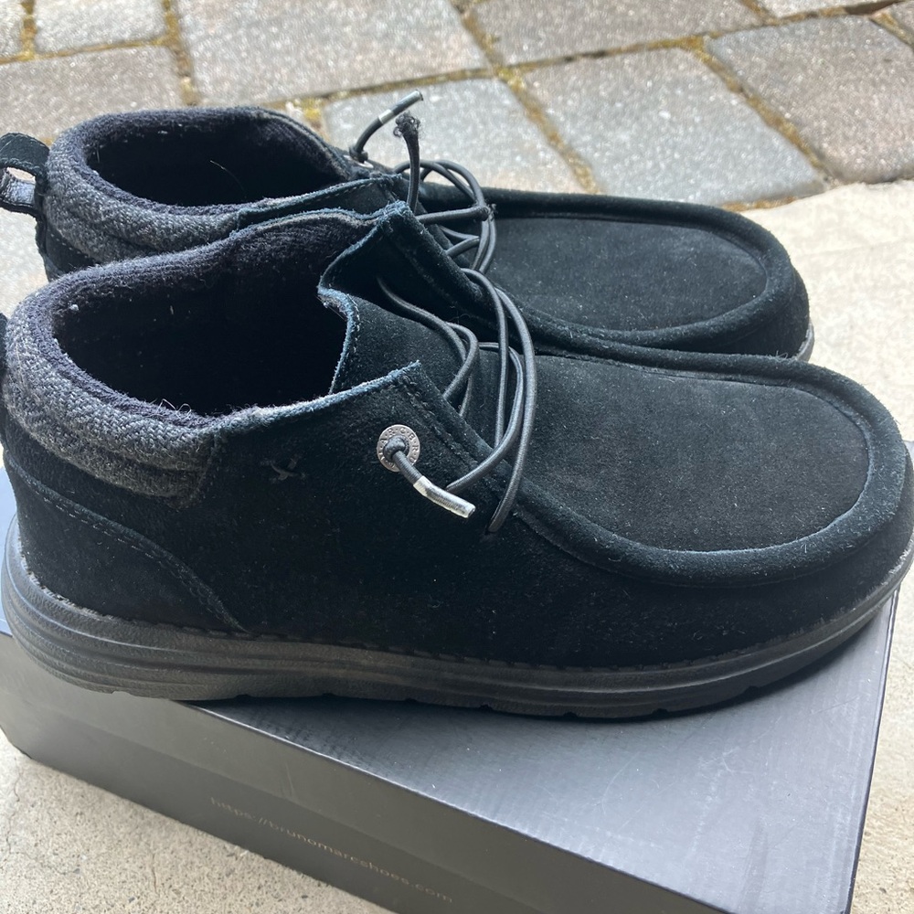 NEW Men's Bruno Marc Suede Shoes size 7